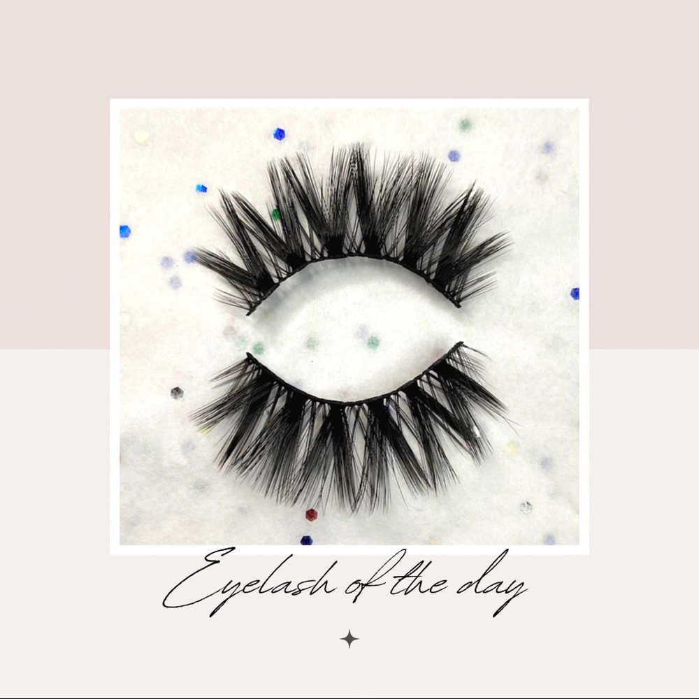 Love eyelashes by SwirllCosmetics